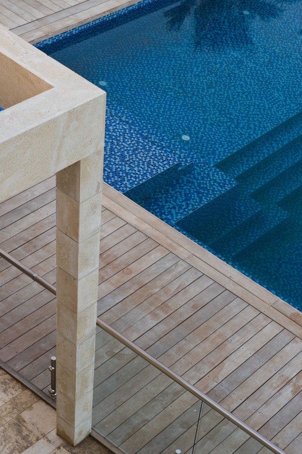 Luxury by the Sea — photo 6 of 19